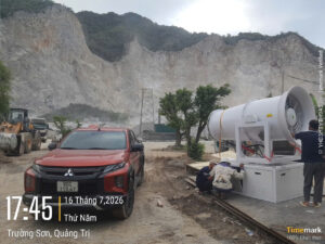 Máy Phun Sương Dập Bụi, Làm Mát Phun Xa 80m Chính Hãng
