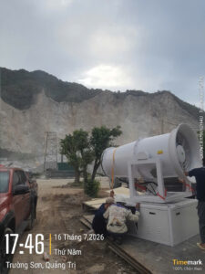 Máy Phun Sương Dập Bụi, Làm Mát Phun Xa 80m Chính Hãng